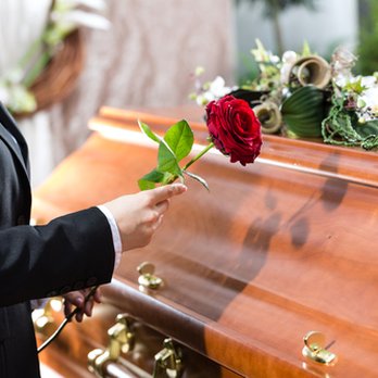 Basic Funerals and Cremation Choices - Traditional Funeral Service Casket Option - Cremation Services Near Me - Mississauga, Ontario Basic Funerals and Cremation Choices - Traditional Funeral Service Casket Option - Cremation Services Near Me - Mississauga, Ontario