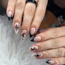 StarNailsBar - Mystic & Elegant Nail Art