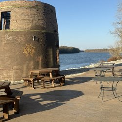 Evandys Boatel - Lower deck