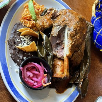 El Pilón de los Arrieros - Chamorro (pork dish) - Mexican Near Me - Guadalajara, JAL El Pilón de los Arrieros - Chamorro (pork dish) - Mexican Near Me - Guadalajara, JAL