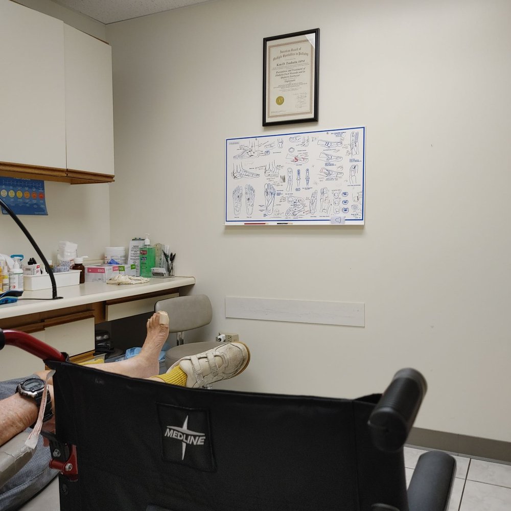 Sandra Au, DPM - Examining rroom - Podiatrists Near Me - Kailua, Hawaii Sandra Au, DPM - Examining rroom - Podiatrists Near Me - Kailua, Hawaii