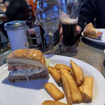 Burgers & Beer - Blue Cheese Burger - American Near Me - La Quinta, California Burgers & Beer - Blue Cheese Burger - American Near Me - La Quinta, California