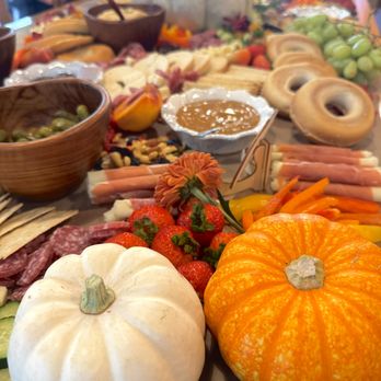She Serves - Breakfast charcuterie for workshop - Caterers Near Me