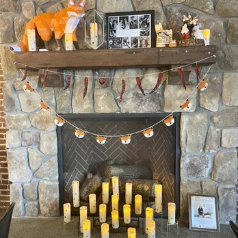 The Fox Den - Cozy fireplace. - Polish Near Me - Woburn, Massachusetts The Fox Den - Cozy fireplace. - Polish Near Me - Woburn, Massachusetts