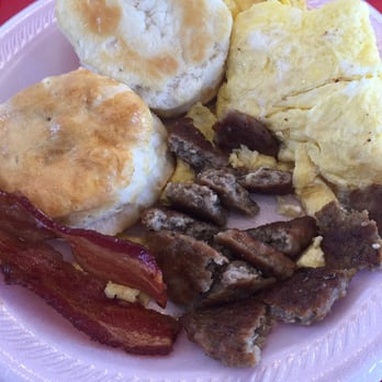 Sugar Twist Bakery - Biscuits and Gravy mountain (gravy on the side). The biscuits are sooo good and fluffy! - Donuts Near Me - Bakersfield, California Sugar Twist Bakery - Biscuits and Gravy mountain (gravy on the side). The biscuits are sooo good and fluffy! - Donuts Near Me - Bakersfield, California