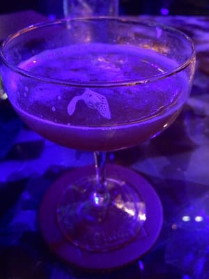 MO Bar & Lounge by null