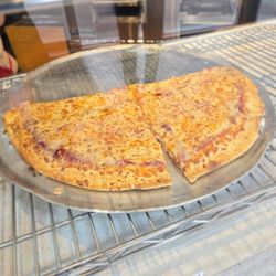 Round Table Pizza - By the slice