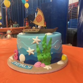 Ele Makes Cakes - Moana themed cake by Ele makes Cakes! - Custom Cakes Near Me