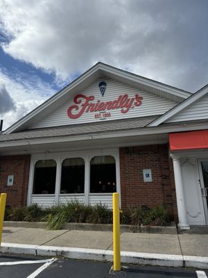 Friendly's by null