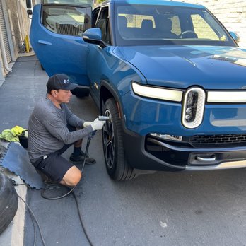 Onsite Wheels - Sim working hard!!!! - Wheel & Rim Repair Near Me - Westminster, California Onsite Wheels - Sim working hard!!!! - Wheel & Rim Repair Near Me - Westminster, California