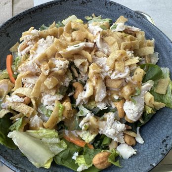 Mendocino Farms - Mama Chen's Chinese Chicken Salad - Salad Near Me - Roseville, California Mendocino Farms - Mama Chen's Chinese Chicken Salad - Salad Near Me - Roseville, California