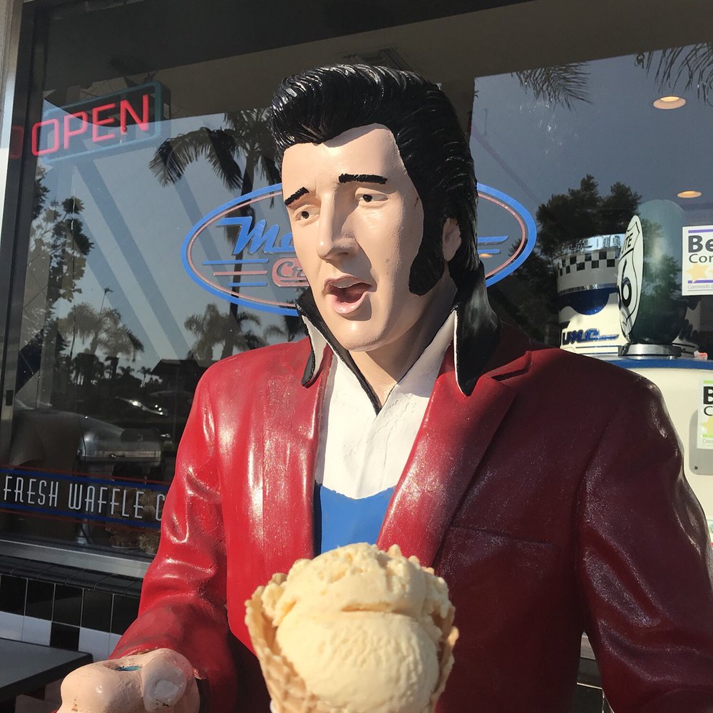 MooTime Creamery - Ice Cream & Frozen Yogurt Near Me - Coronado, California