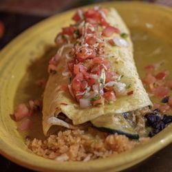 Casa Mariachi - Chicken Asada Burrito.