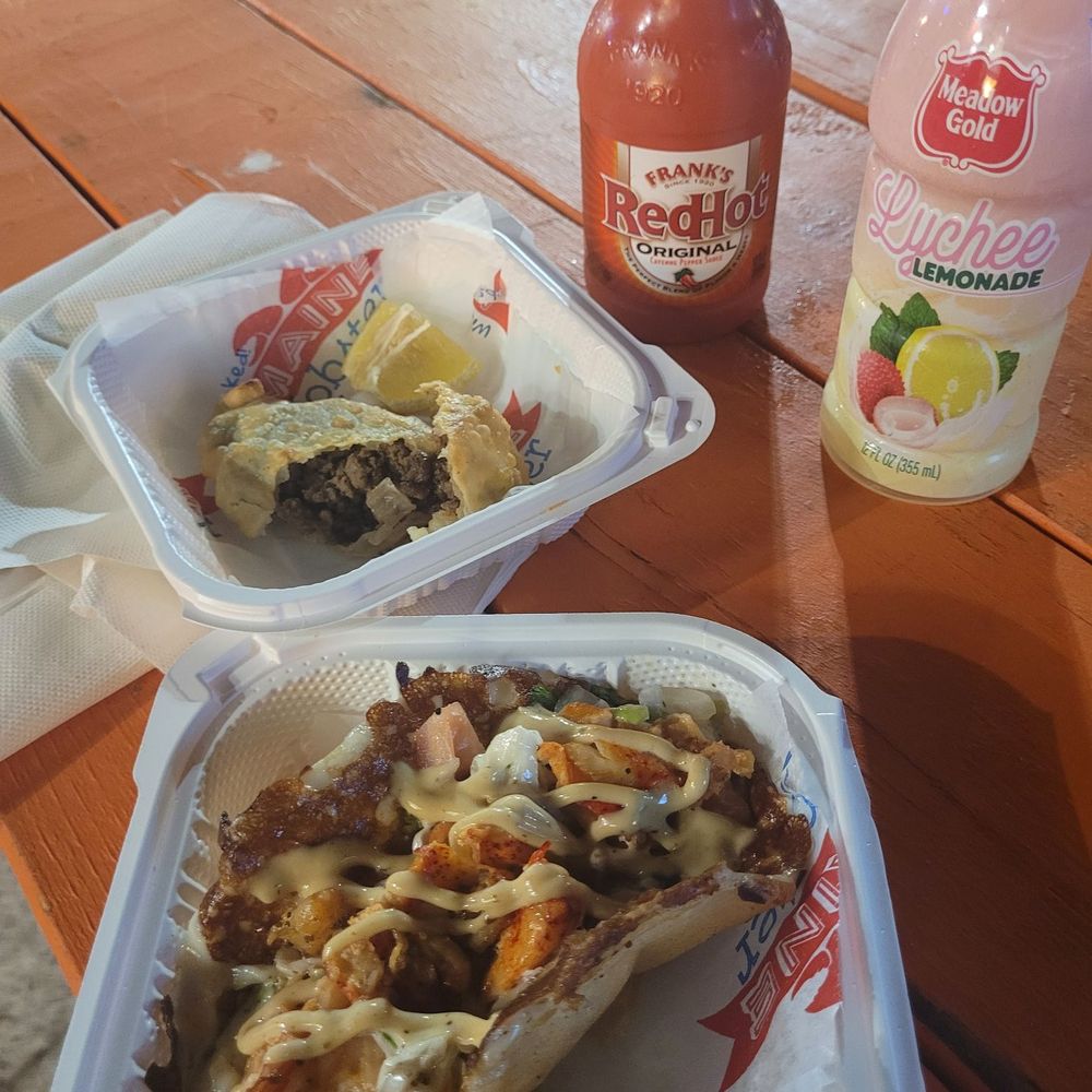 HI Shack - Lobster taco and beef empanada - Tacos Near Me - Honolulu, Hawaii