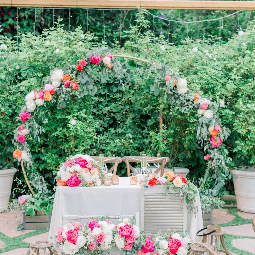 Twisted Twig Fine Florals - Florals by Twisted Twig; Photo Credit: jamesandjess.comv - Florists Near Me Twisted Twig Fine Florals - Florals by Twisted Twig; Photo Credit: jamesandjess.comv - Florists Near Me