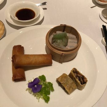 香宮 - Vegetarian appetizer combo -- will be dreaming of that dumpling in the mini steamer basket - Cantonese Near Me - Hong Kong, HK