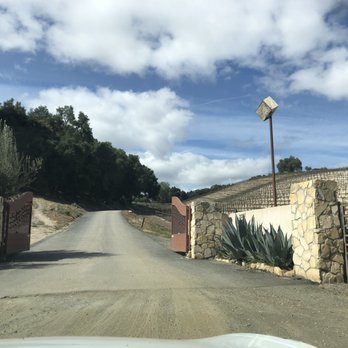 Croad Vineyards - Wineries Near Me - Paso Robles, California Croad Vineyards - Wineries Near Me - Paso Robles, California