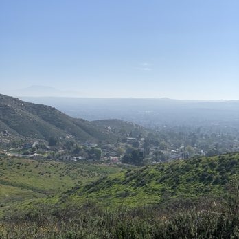 Pumpkin Rock Trail - Beautiful view from the top - Hiking Near Me - Norco, California