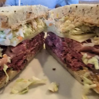 Langer's Delicatessen - Delis Near Me - Los Angeles, California Langer's Delicatessen - Delis Near Me - Los Angeles, California