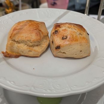 The Belvedere - Scones - perfection - Breakfast & Brunch Near Me - Beverly Hills, California The Belvedere - Scones - perfection - Breakfast & Brunch Near Me - Beverly Hills, California
