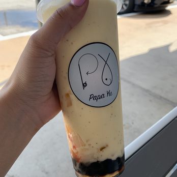 Papa Yu - Passionfruit Peach Boba Smoothie with Rainbow Jelly and Brown Sugar Boba - Poke Near Me - Houston, Texas Papa Yu - Passionfruit Peach Boba Smoothie with Rainbow Jelly and Brown Sugar Boba - Poke Near Me - Houston, Texas