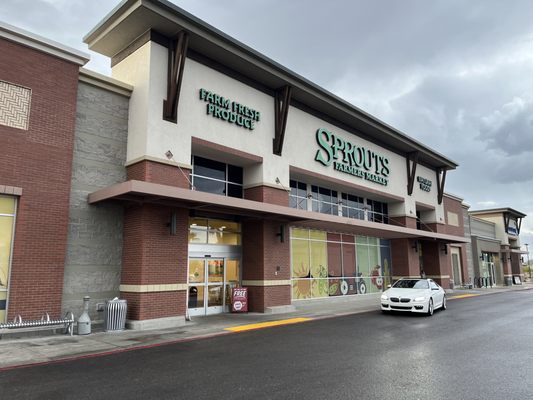 Sprouts Farmers Market by null