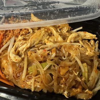 Siam Station - Pad Thai - Thai Near Me - Cerritos, California