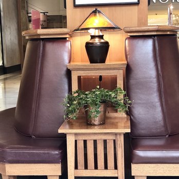 Park Meadows - Craftsmen style seating - Shopping Centers Near Me - Lone Tree, Colorado Park Meadows - Craftsmen style seating - Shopping Centers Near Me - Lone Tree, Colorado
