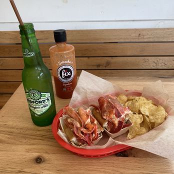 Luke's Lobster - Lobster rolls - Seafood Near Me - Seattle, Washington Luke's Lobster - Lobster rolls - Seafood Near Me - Seattle, Washington