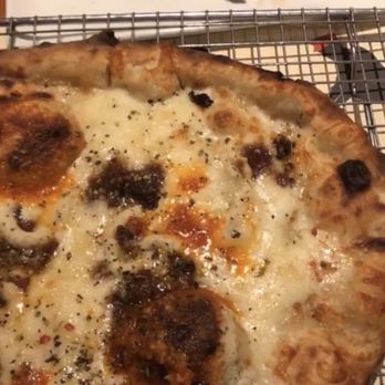 Von's 1000Spirits - bacon jam sourdough pizza - New American Near Me - Seattle, Washington