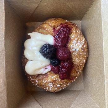 Syndicate - Fruit Danish - Bakeries Near Me - Sierra Madre, California