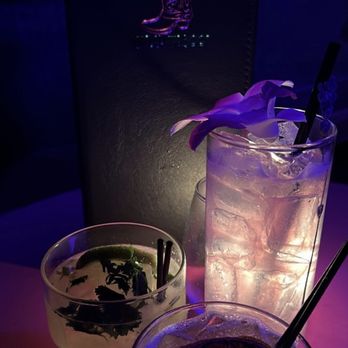 Under The Boot - Wine Bars Near Me - Jersey City, New Jersey