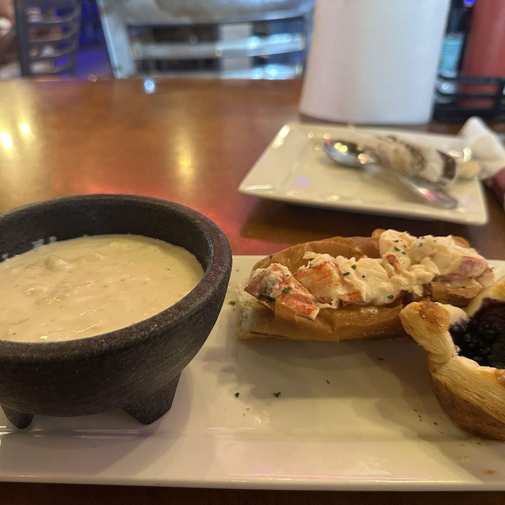 Geddy's - Mini Lobster Bake - includes New England Clam Chowder and Geddy's "Maine" Lobster Roll small versions, with blueberry pastry - Seafood Near Me - Bar Harbor, Maine