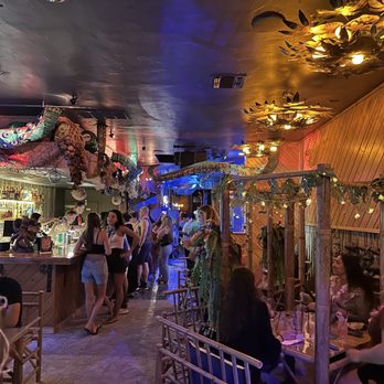 Shipwrecked Tiki Bar - Atmosphere - Tiki Bars Near Me - Davis, California Shipwrecked Tiki Bar - Atmosphere - Tiki Bars Near Me - Davis, California