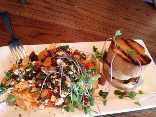 The McMillan Bar and Kitchen by null