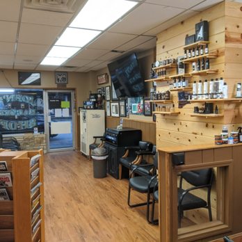 John's Barber Shop - Barbers Near Me - Lees Summit, Missouri John's Barber Shop - Barbers Near Me - Lees Summit, Missouri