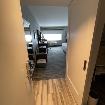 Hampton Inn Encinitas Cardiff Beach Area - Hotels Near Me - Cardiff, California