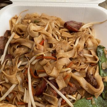 Maui Pho - Fire!!!! - Asian Fusion Near Me - Bakersfield, California Maui Pho - Fire!!!! - Asian Fusion Near Me - Bakersfield, California