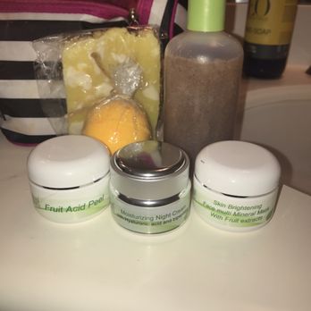 Diamond plate - The product smells so pure.. (unlabeled bottle is the walnut scrub ) - Arts & Crafts Near Me - Big Bear Lake, California Diamond plate - The product smells so pure.. (unlabeled bottle is the walnut scrub ) - Arts & Crafts Near Me - Big Bear Lake, California