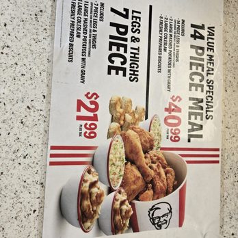 KFC - Fast Food Near Me - Lake Elsinore, California