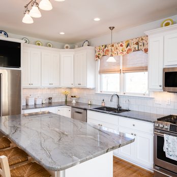 Ingram Bay Homes - kitchen with stainless steel appliances - General Contractors Near Me - Reedville, Virginia Ingram Bay Homes - kitchen with stainless steel appliances - General Contractors Near Me - Reedville, Virginia