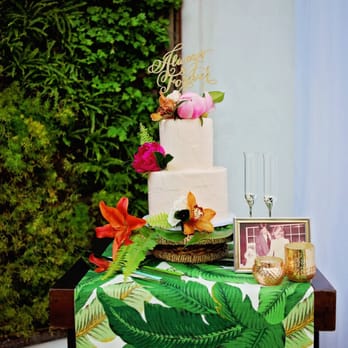 Simply Sweet Cakery - Brooke created this gorgeous Tropical Chic wedding cake for us which perfectly fit our theme! - Bakeries Near Me - Costa Mesa, California Simply Sweet Cakery - Brooke created this gorgeous Tropical Chic wedding cake for us which perfectly fit our theme! - Bakeries Near Me - Costa Mesa, California