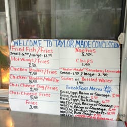 SYI Express Cafe - Letting go of my diet today!!! Too many choices!!