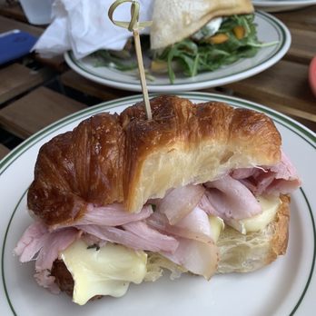 Breakaway Cafe - Cafes Near Me - Culver City, California Breakaway Cafe - Cafes Near Me - Culver City, California