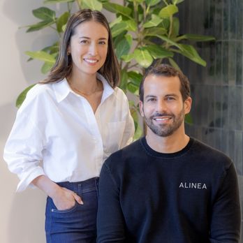 Alinea Orthodontics - Meet Award-Winning, Board-Certified Orthodontist, Dr. Jose Enrique Ortiz, and Practice Manager Jodie Laczko - Orthodontists Near Me - Santa Monica, California Alinea Orthodontics - Meet Award-Winning, Board-Certified Orthodontist, Dr. Jose Enrique Ortiz, and Practice Manager Jodie Laczko - Orthodontists Near Me - Santa Monica, California