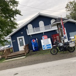 Sally's Place On The Lake