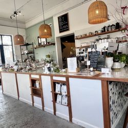 The Station Market and Cafe