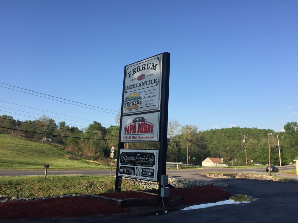 Food from BlueRidge Burgers