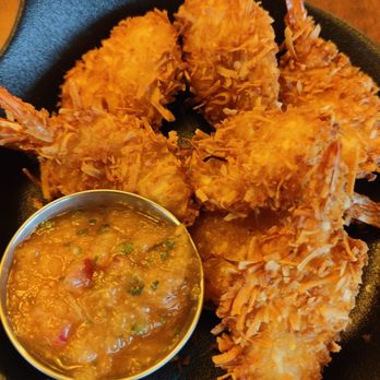 White Spot - a plate of fried shrimp with dipping sauce - Canadian (New) Near Me - Burnaby, British Columbia White Spot - a plate of fried shrimp with dipping sauce - Canadian (New) Near Me - Burnaby, British Columbia
