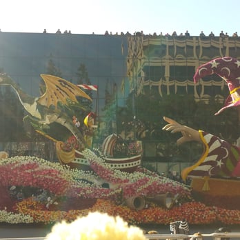 Rose Parade Route - 2nd fav - Festivals Near Me - Pasadena, California